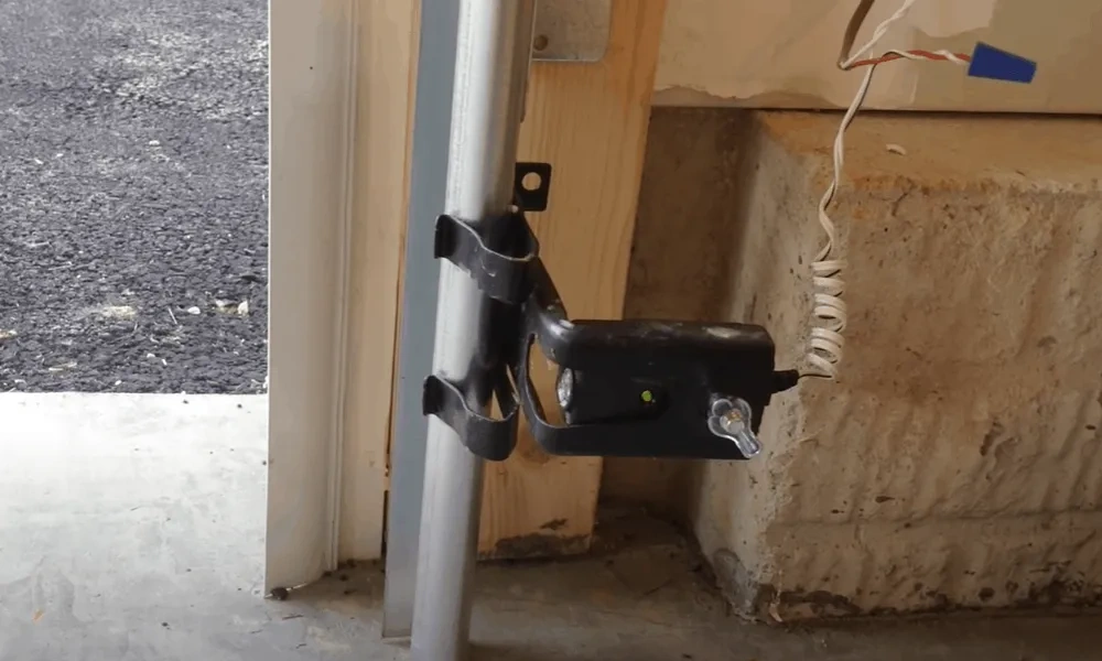 garage door misaligned sensors